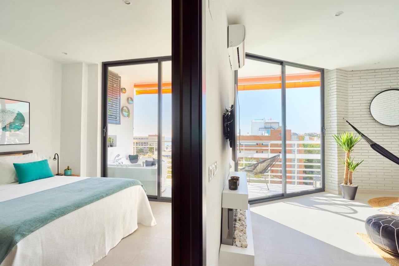Suite Del Mar Luxury Apartment With Jacuzzi Torremolinos Dış mekan fotoğraf