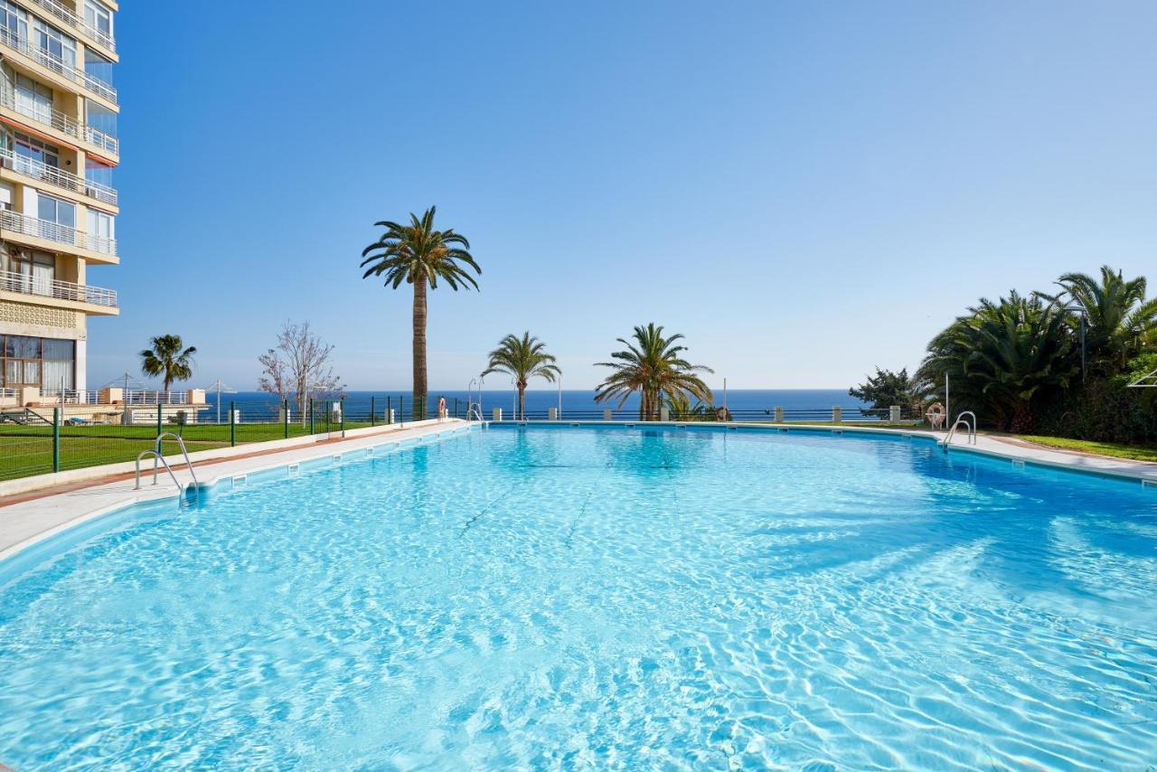 Suite Del Mar Luxury Apartment With Jacuzzi Torremolinos Dış mekan fotoğraf