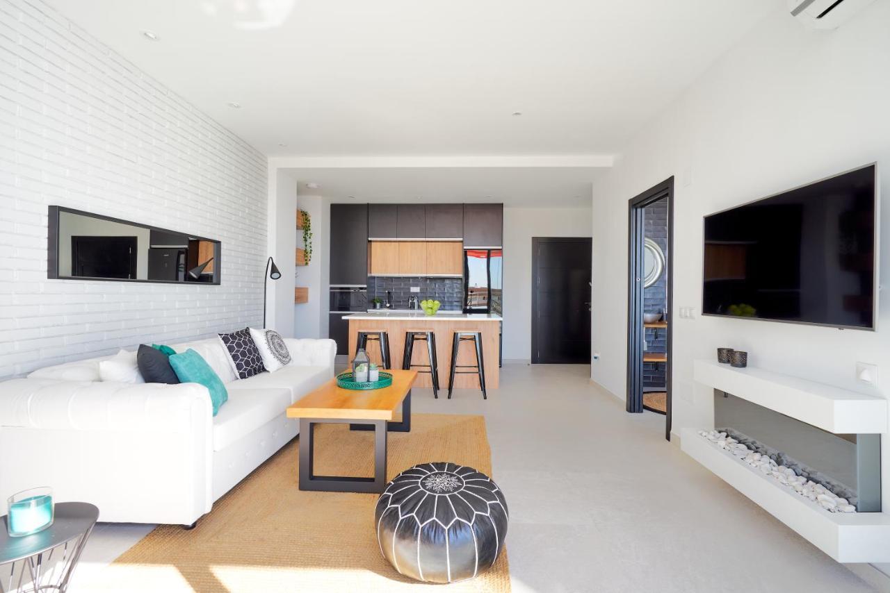 Suite Del Mar Luxury Apartment With Jacuzzi Torremolinos Dış mekan fotoğraf