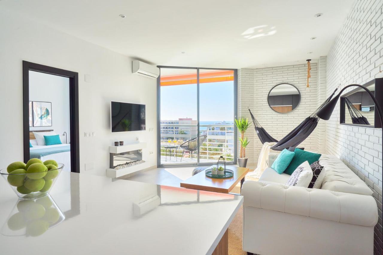 Suite Del Mar Luxury Apartment With Jacuzzi Torremolinos Dış mekan fotoğraf